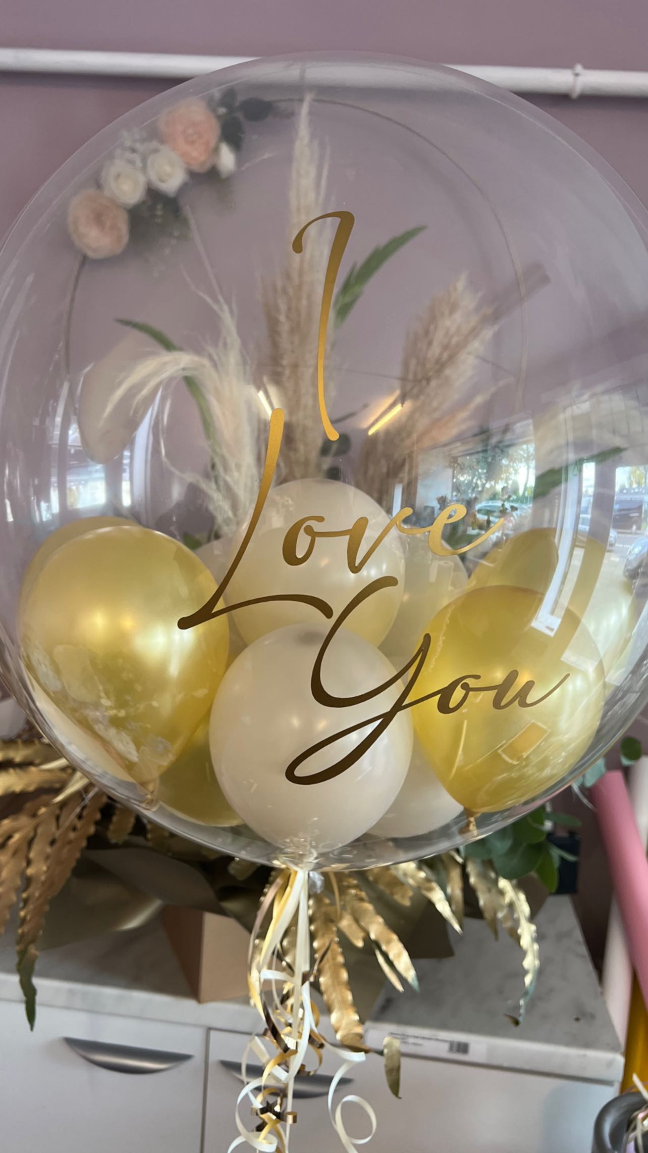 Balloons & Gifts
