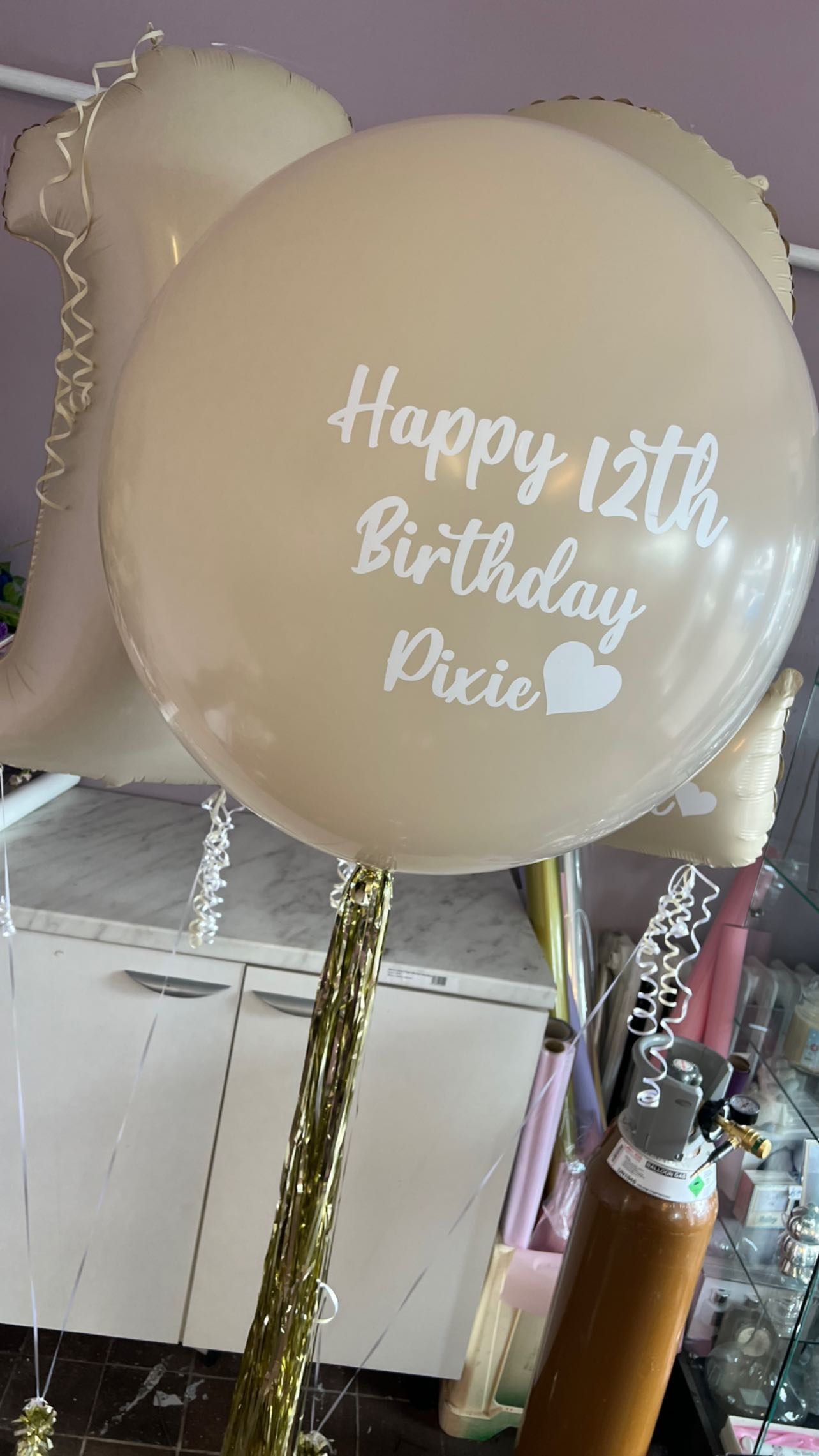 Balloons & Gifts