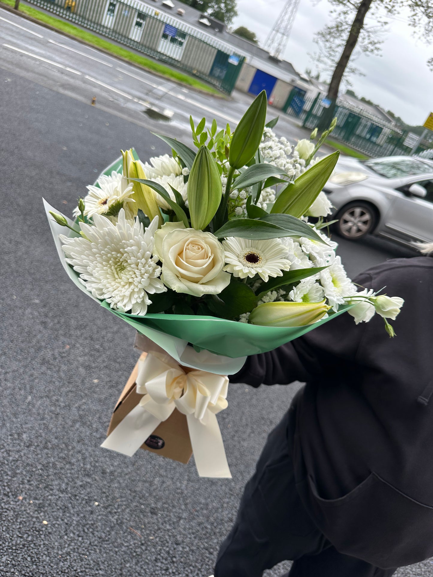Flower Bouquet Presented in Small Box